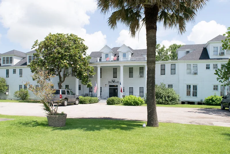 Luther Hotel, Palacios, Texas