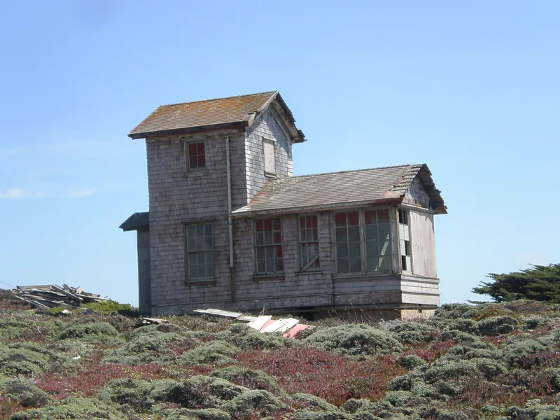 Point Reyes Naval Radio Compass Station, Inverness, California