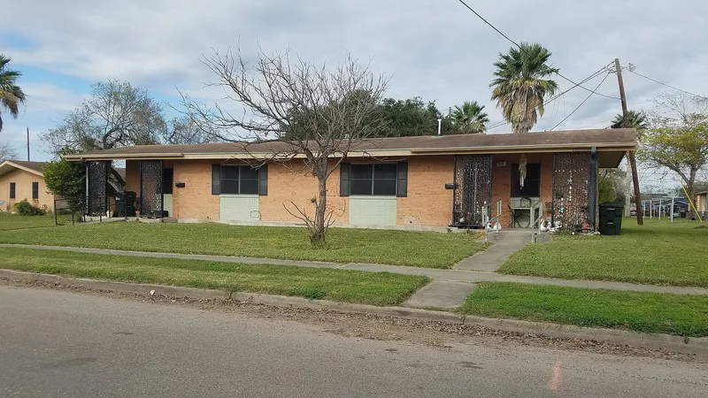 Taft Public Housing Development (South), Taft, Texas