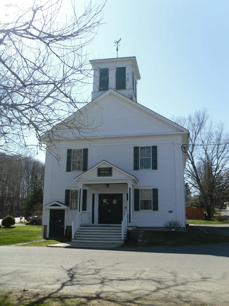 Gill Center Historic District, Massachusetts