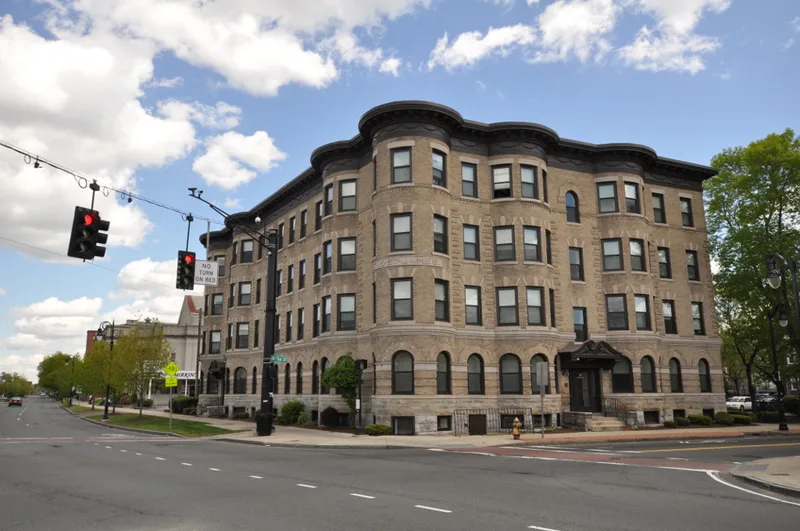 St. James Apartments, The, Springfield, Massachusetts