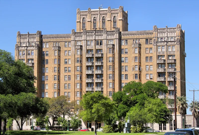 Aurora Apartment Hotel, San Antonio, Texas