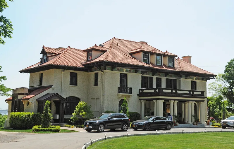 Stirn, Louis A. and Laura, House, Staten Island, New York