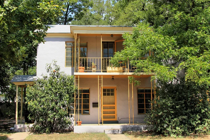 Delwood Duplex Historic District, Texas