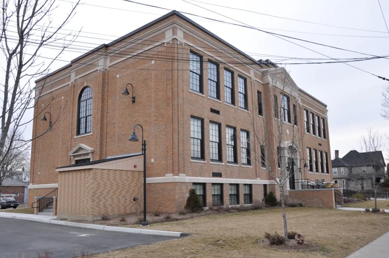 Saunders, Daniel, School, Lawrence, Massachusetts