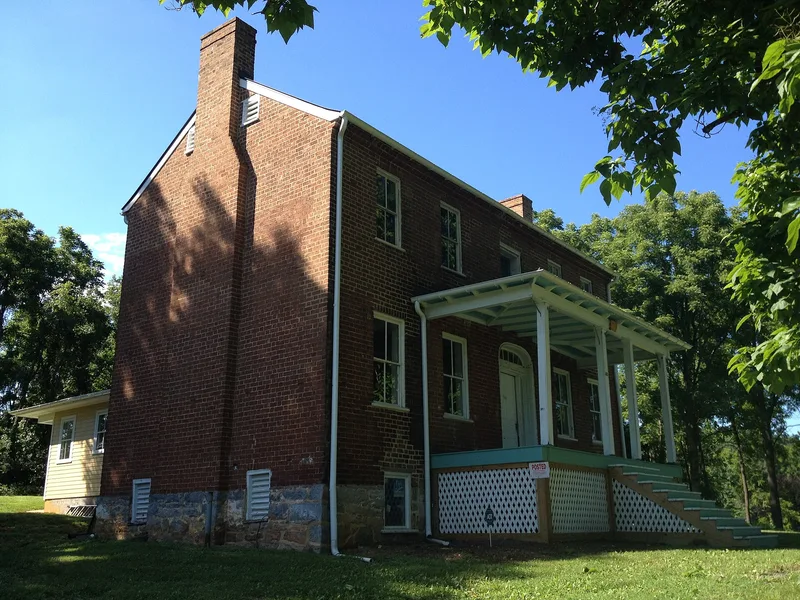 Chapel Hill, Lexington, Virginia