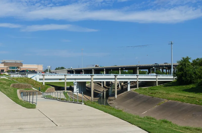 Yale Street Bridge over White Oak Bayou, Houston, Texas