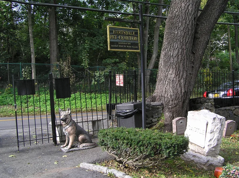 Hartsdale Pet Cemetery, Greenburgh, New York