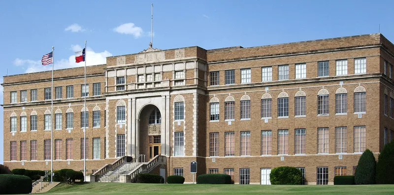 Hutchinson County Courthouse, Stinnett, Texas