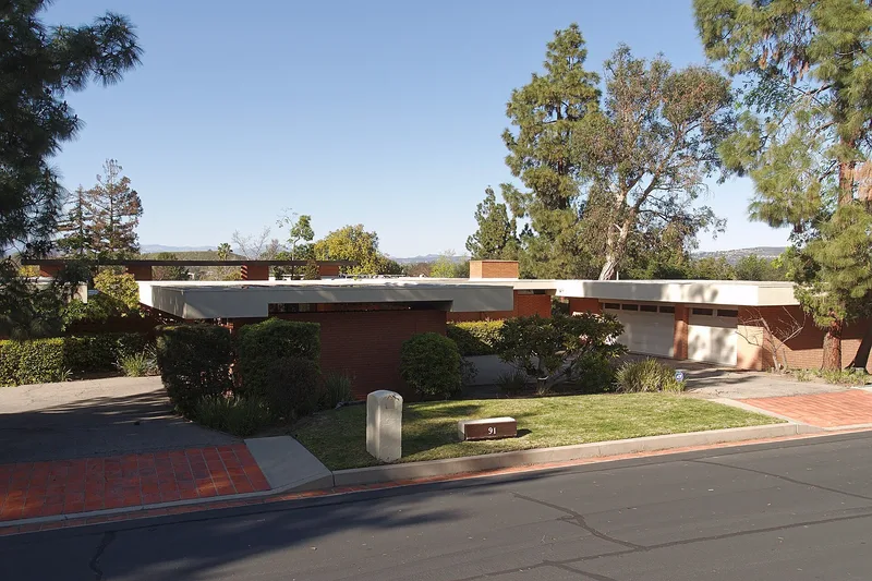 Case Study House No. 28, Thousand Oaks, California