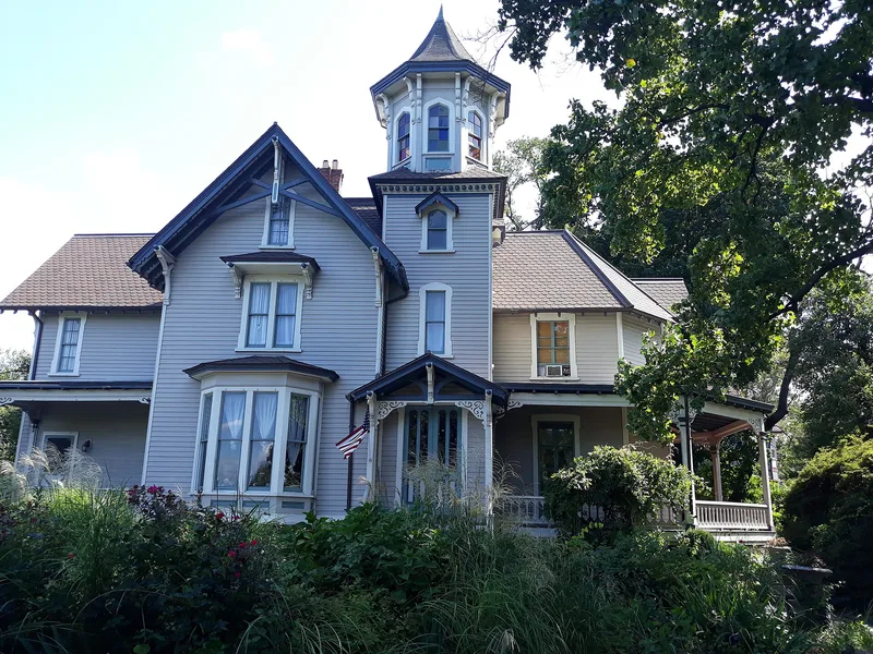 Building at One Pendleton Place, Staten Island, New York