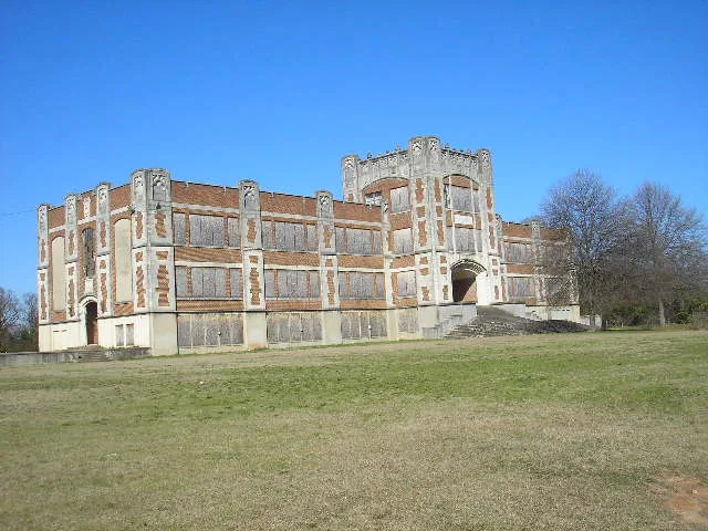 Miller, A.L., High School and A.L. Miller Junior High School, Macon, Georgia