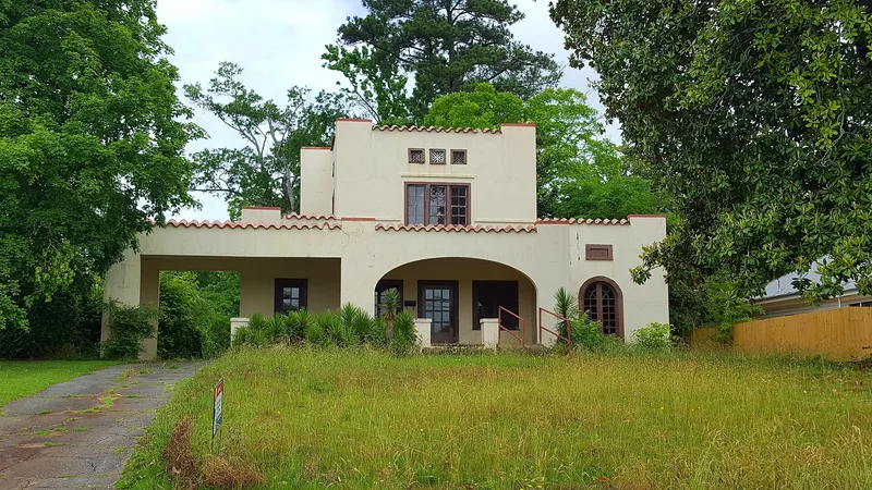 Forest Avenue Historic District, Georgia