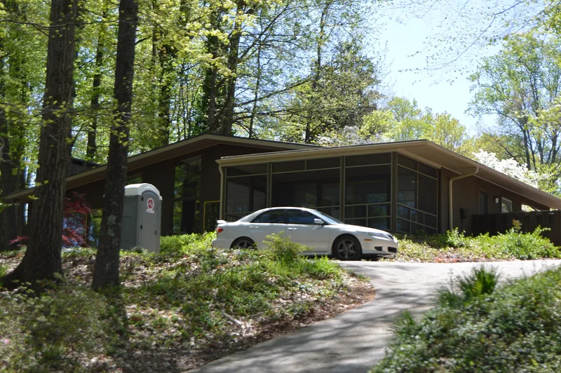 Willis, James H. and Anne B., House, Greensboro, North Carolina