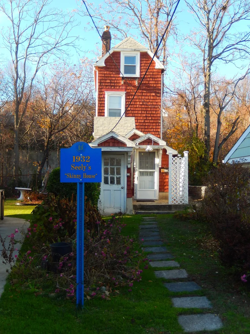 Skinny House, Mamaroneck, New York