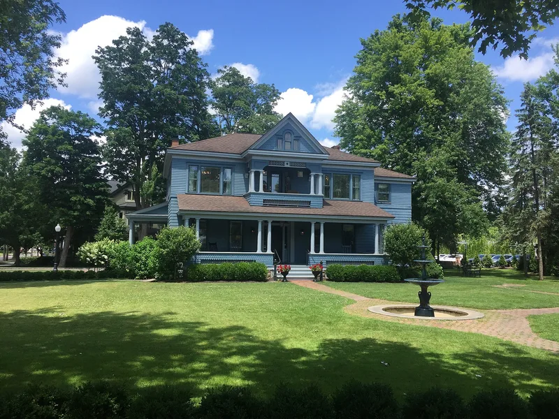 Shepard Family Houses, Skaneateles, New York