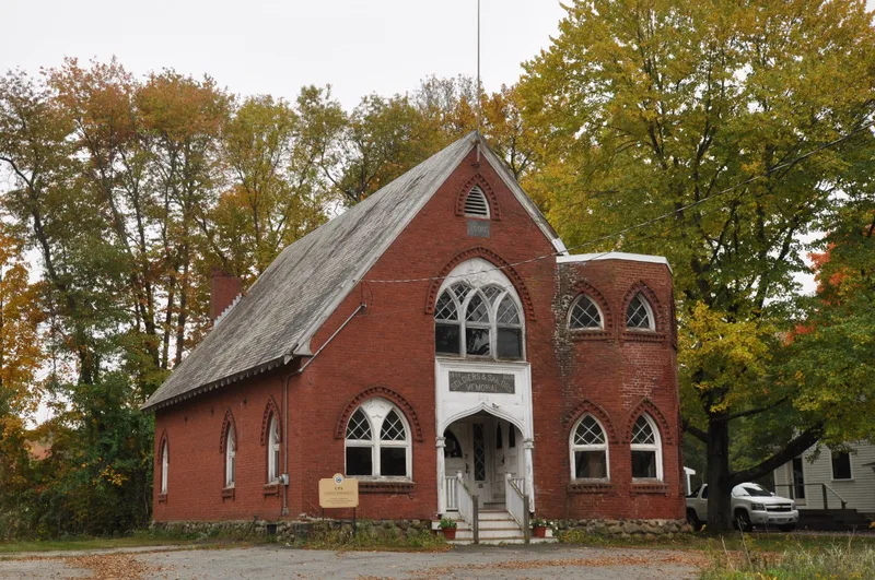 Soldiers and Sailors Memorial Building, West Newbury, Massachusetts