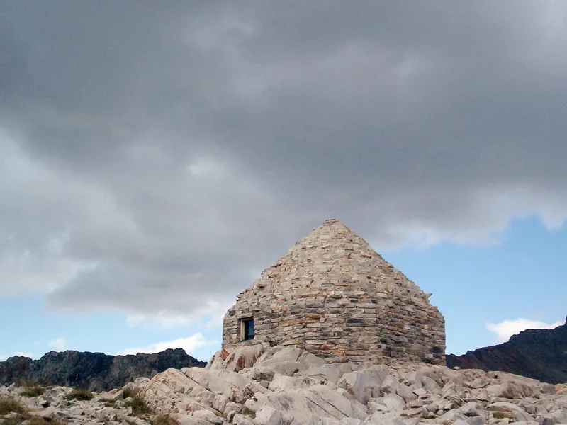 Muir, John, Memorial Shelter, Grant Cove, California