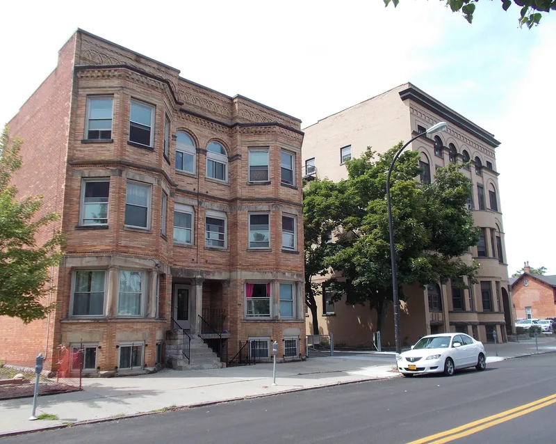 The Rae Flats and The Raleigh, Buffalo, New York