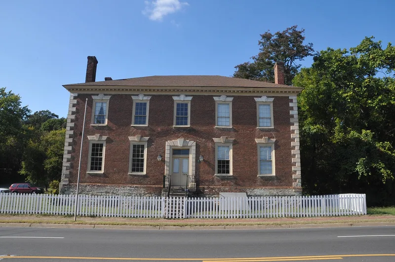 Old Hotel, Dumfries, Virginia
