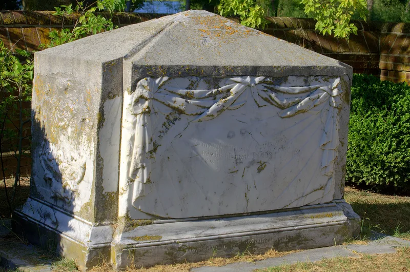 Custis Tombs, Cheapside, Virginia