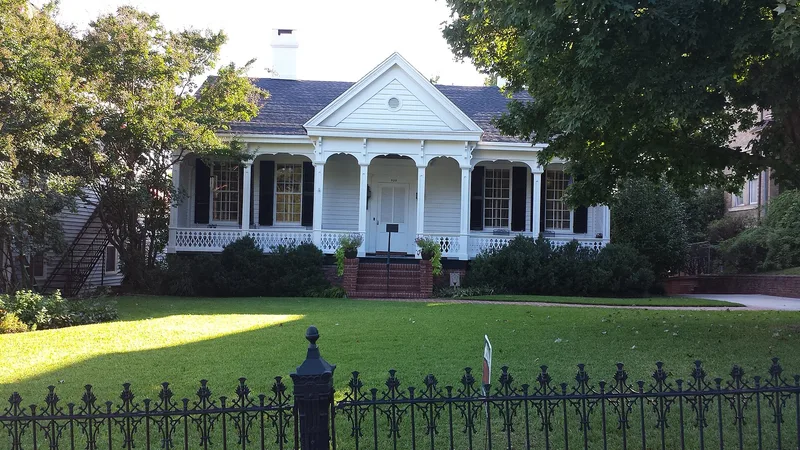 Munroe-Dunlap-Snow House, Macon, Georgia