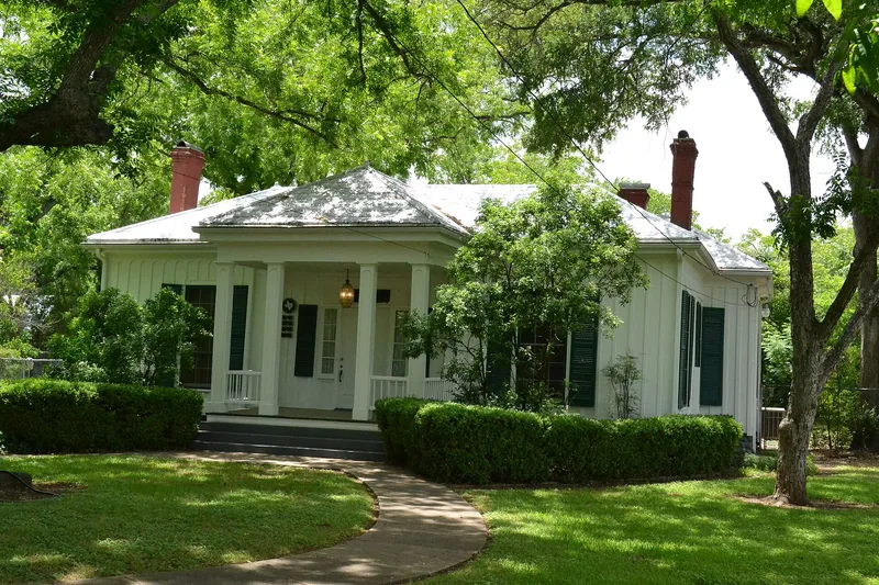Allen-Bell House, Bastrop, Texas