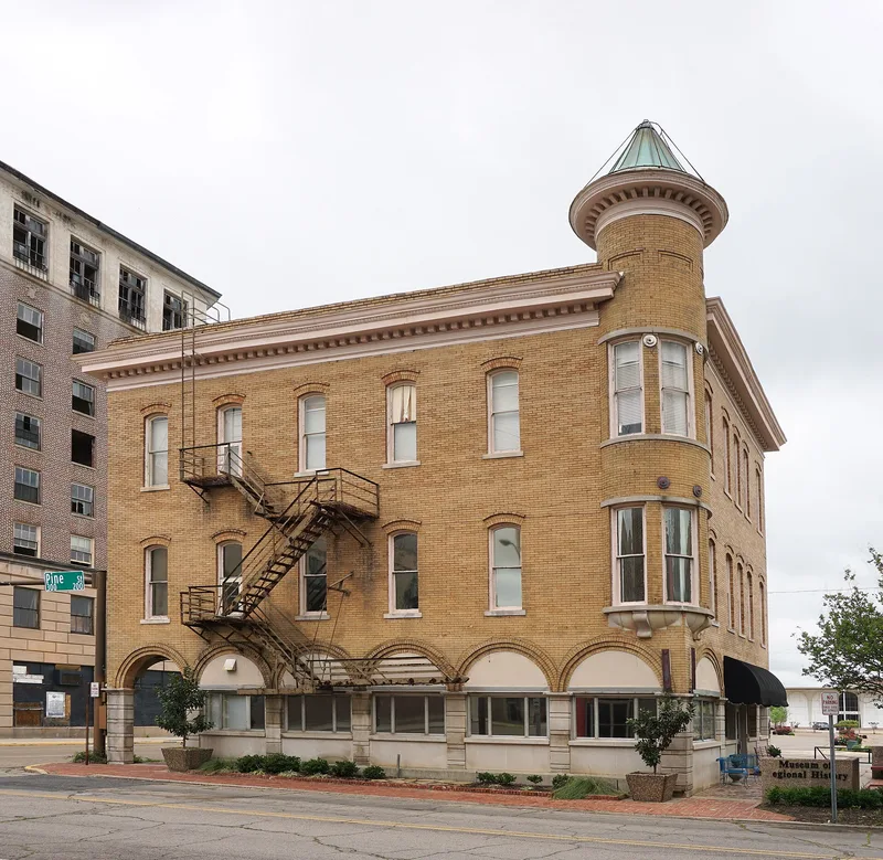 Offenhauser Insurance Building, Texarkana, Texas