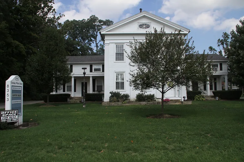Corning-White House, Mentor, Ohio