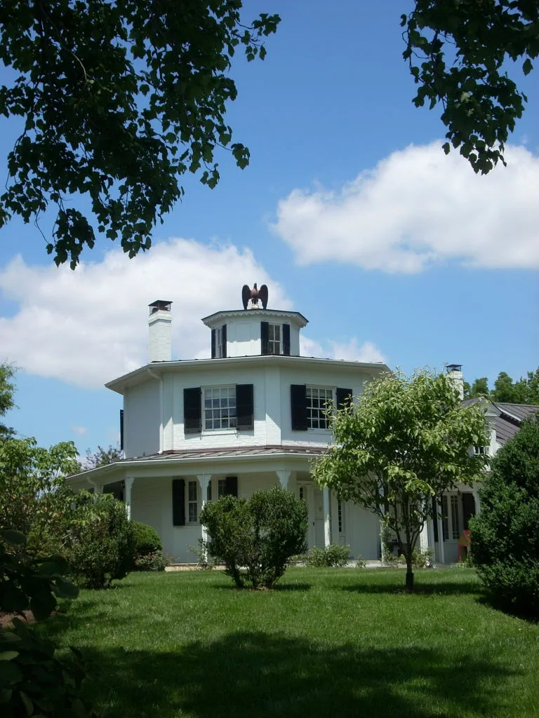 Glebe, The, Arlington, Virginia
