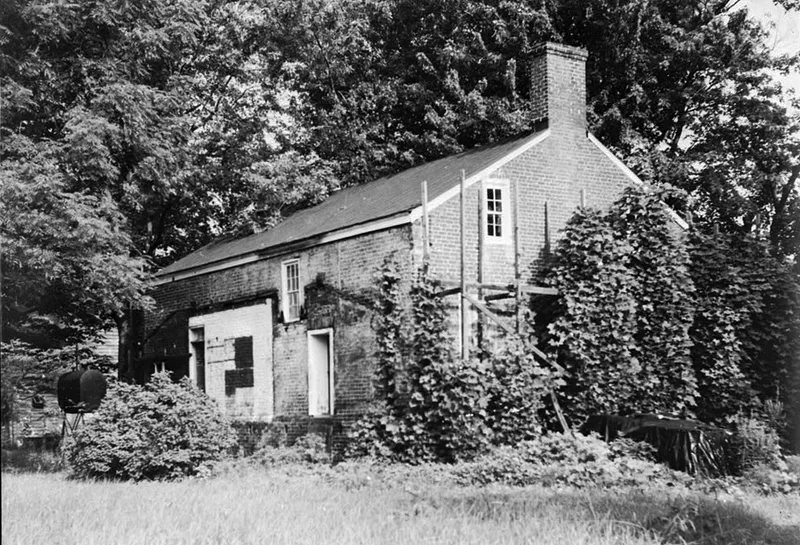 Mills, James, Storehouse, Urbanna, Virginia