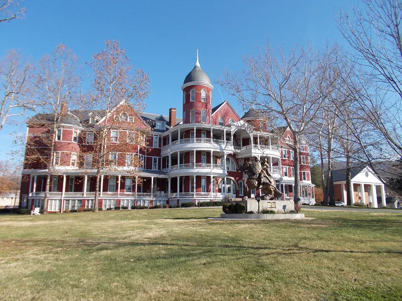 Southern Seminary Main Building, Buena Vista (Independent City), Virginia