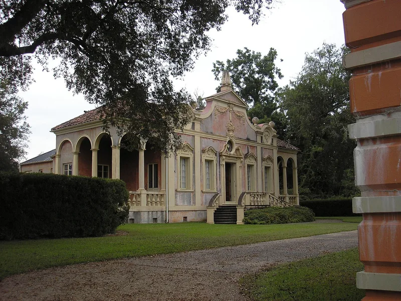 Villa Albicini, Macon, Georgia
