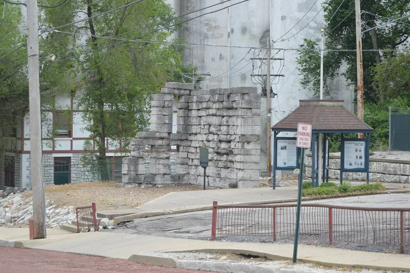 Alton Military Prison Site, Alton, Illinois
