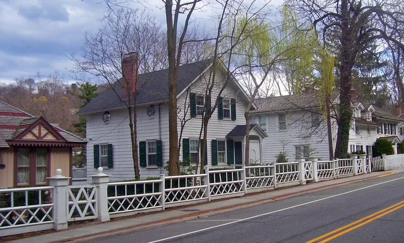 Main Street Historic District, Roslyn, New York