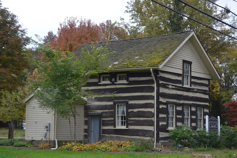 Austintown Log House, Youngstown, Ohio