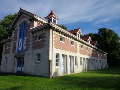 Barber, O. C., Colt Barn, Barberton, Ohio