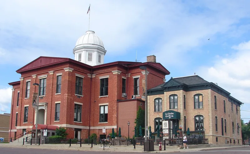 Old McHenry County Courthouse, Woodstock, Illinois
