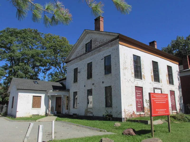 Maple-Union Corners, Massachusetts