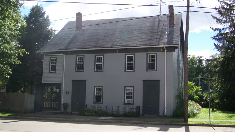 Howe Tavern, College Corner, Ohio