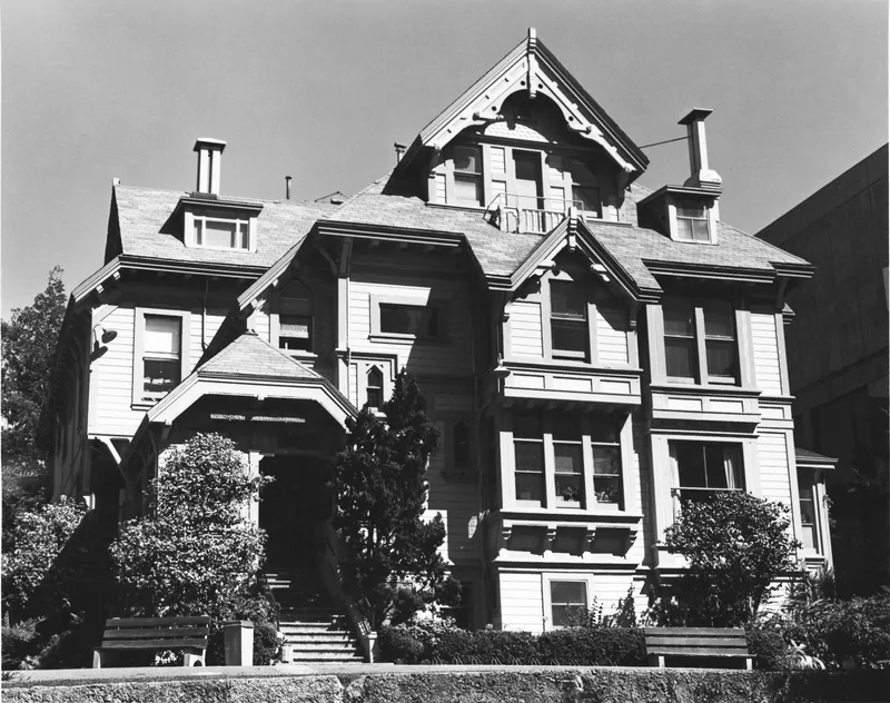 Treadwell Mansion and Carriage House, Oakland, California