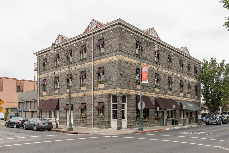 Hotel La Rose, Santa Rosa, California