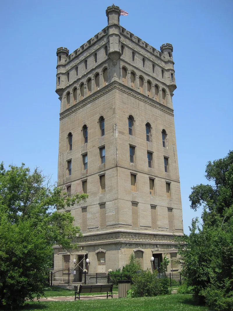 Hofmann Tower, Lyons, Illinois