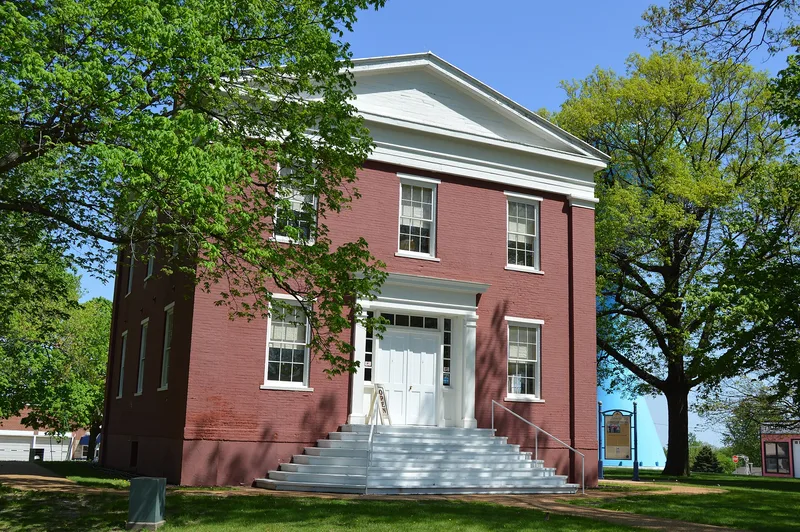 Mount Pulaski Courthouse, Mount Pulaski, Illinois
