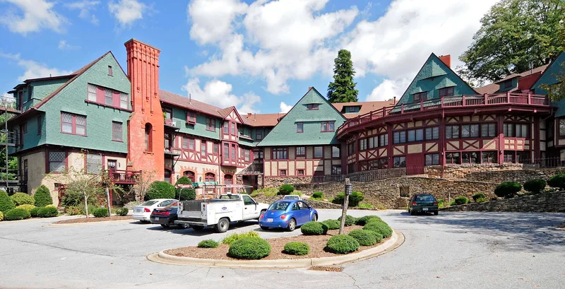 Manor and Cottages, Asheville, North Carolina