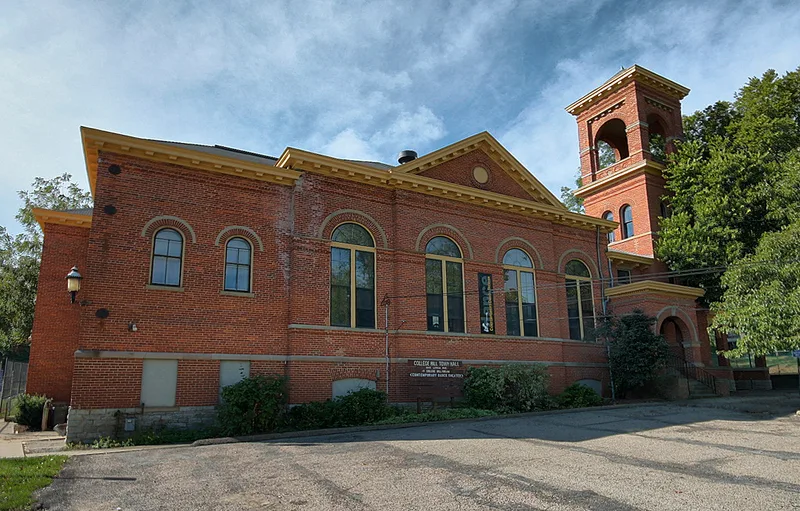 College Hill Town Hall, Cincinnati, Ohio