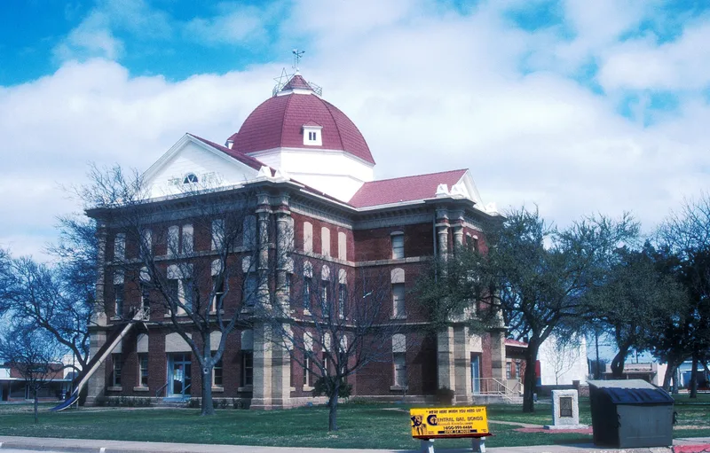 Clay County Courthouse and Jail, Henrietta, Texas