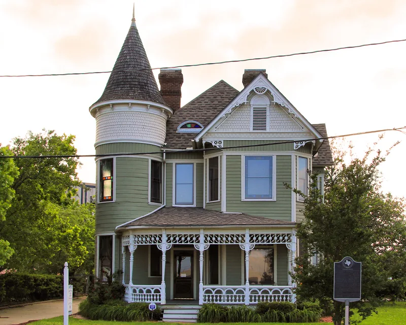 Sanders House, Beaumont, Texas