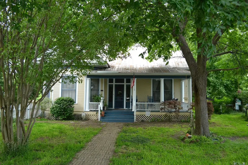 House at 1301 Hill, Bastrop, Texas