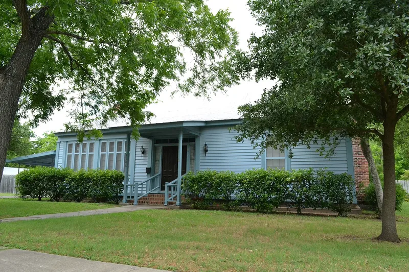 House at 1108 Hill, Bastrop, Texas